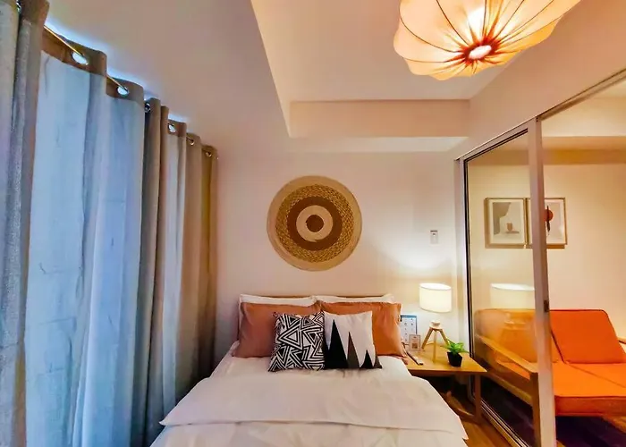 Citispace 1br Condotel At Azure Urban Near Airport #az02a *