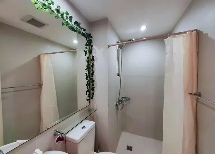 Citispace 1br Condotel At Azure Urban Near Airport #az02a Manila